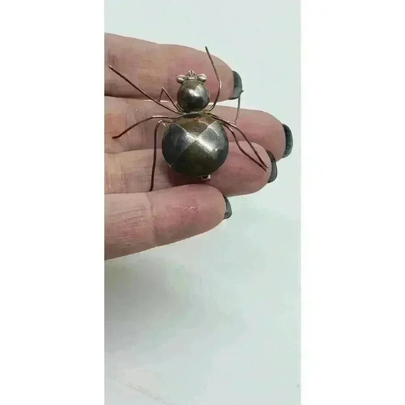 Vintage Large Spider Pin Brooch Insect Retro Silver & Brass MCM - Picture 8 of 11